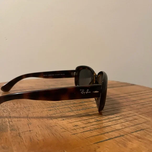 New Ray-Ban Women's Jackie Ohh RB4101 Tortoise Shell Sunglasses - Picture 7 of 10